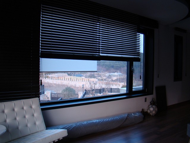 EAGON Aluminum Window