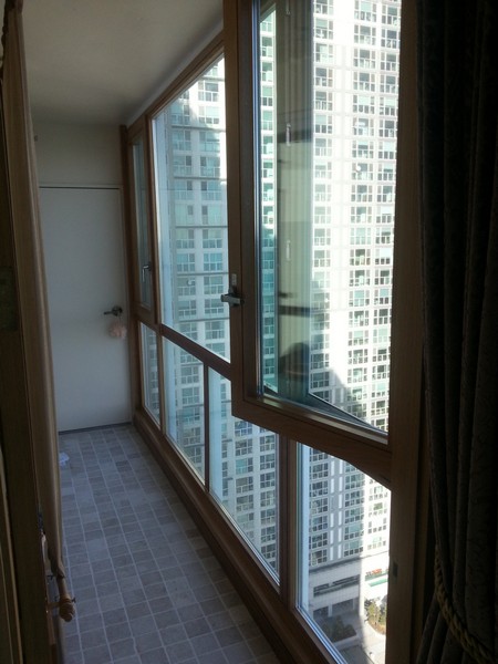 Eagon Wood+Aluminum Window