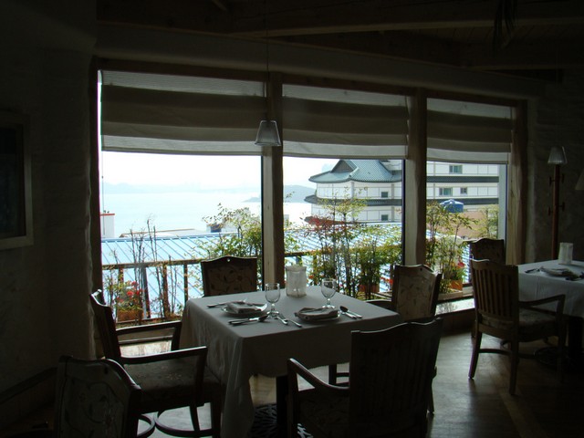 Eagon Aluminum Window