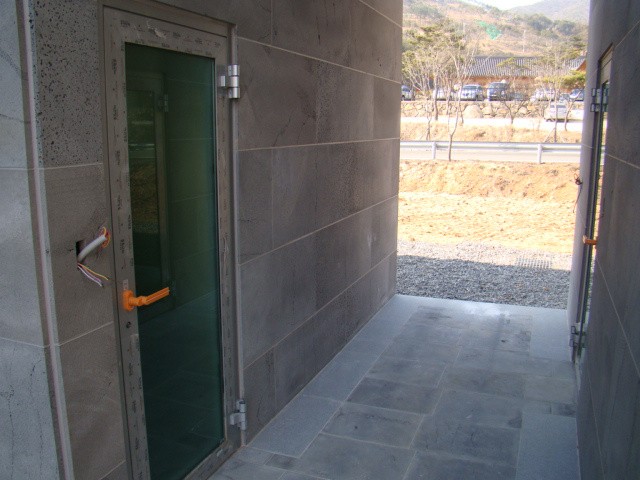 Eagon Aluminum Window