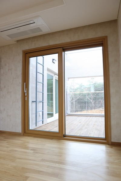 Eagon PVC Window
